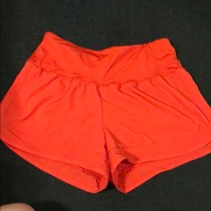 COPY - Highwaisted shorts